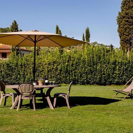 Il Cottage Di Patrizia Lucques Extérieur photo