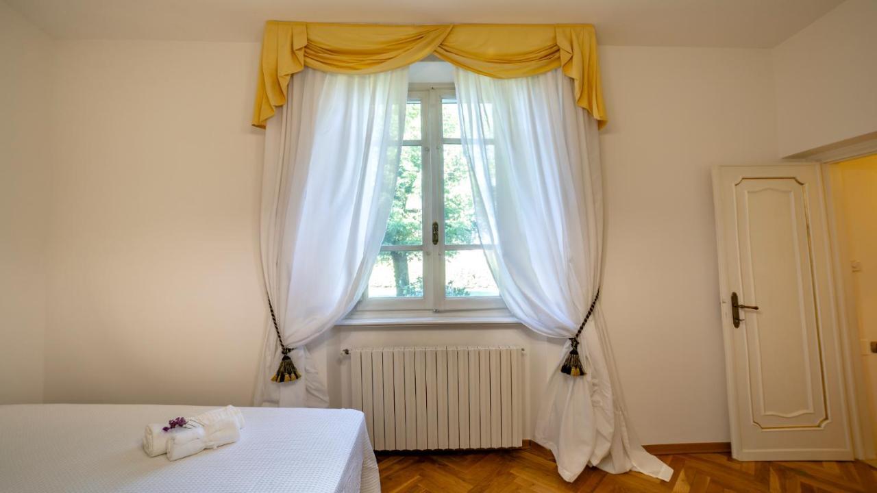 Il Cottage Di Patrizia Lucques Extérieur photo